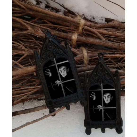 Nosferatu Earrings Classic Black and White Horror Movie 1922 - Picture 1 of 2